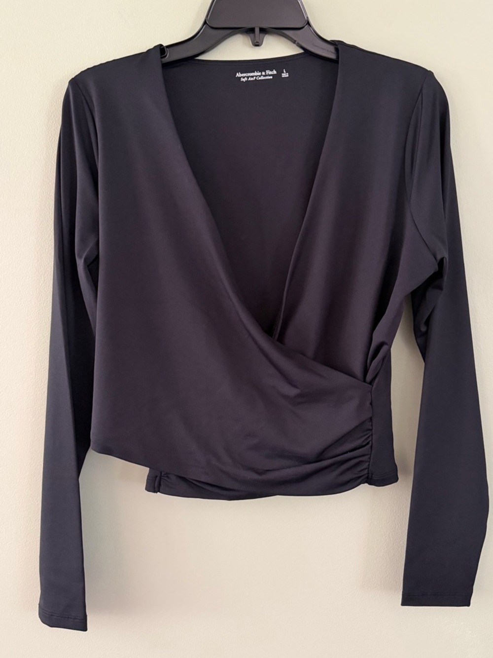 Abercrombie & Fitch "Soft A&F Collection" Black Wrap-Style V-neck side ruching L